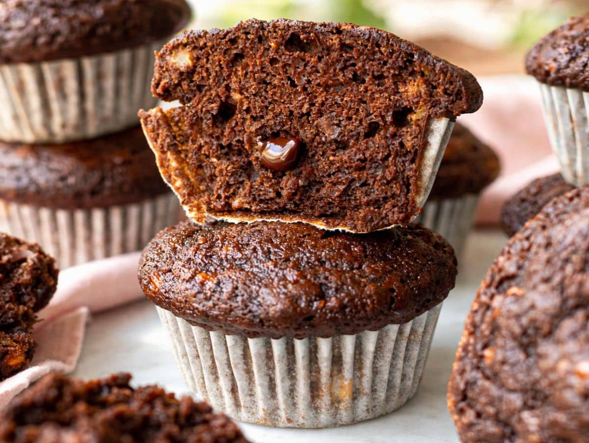 Banana Chocolate Muffins: Moist, Crunchy & Ultra Chocolaty